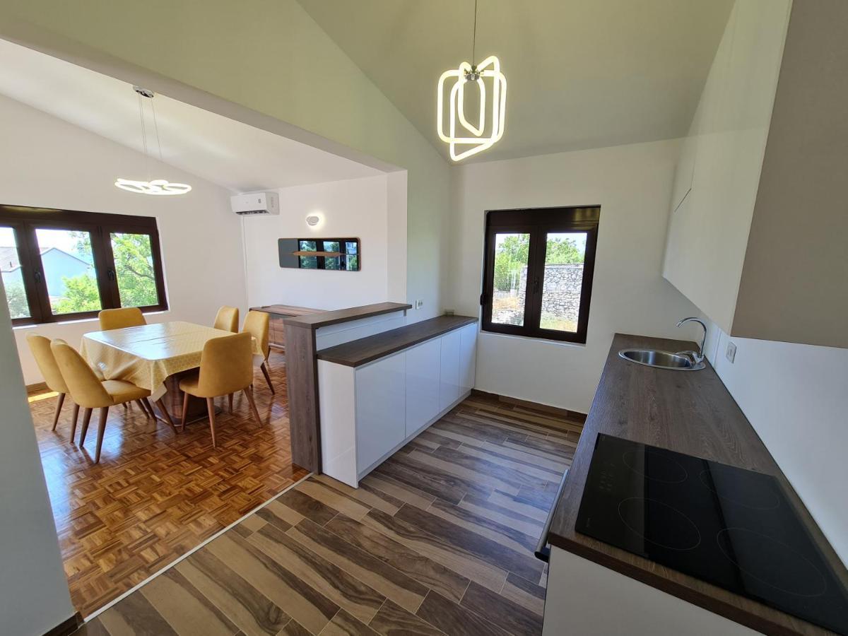 Luxury Penthouse With Panoramic View Apartment Ulcinj Exterior photo