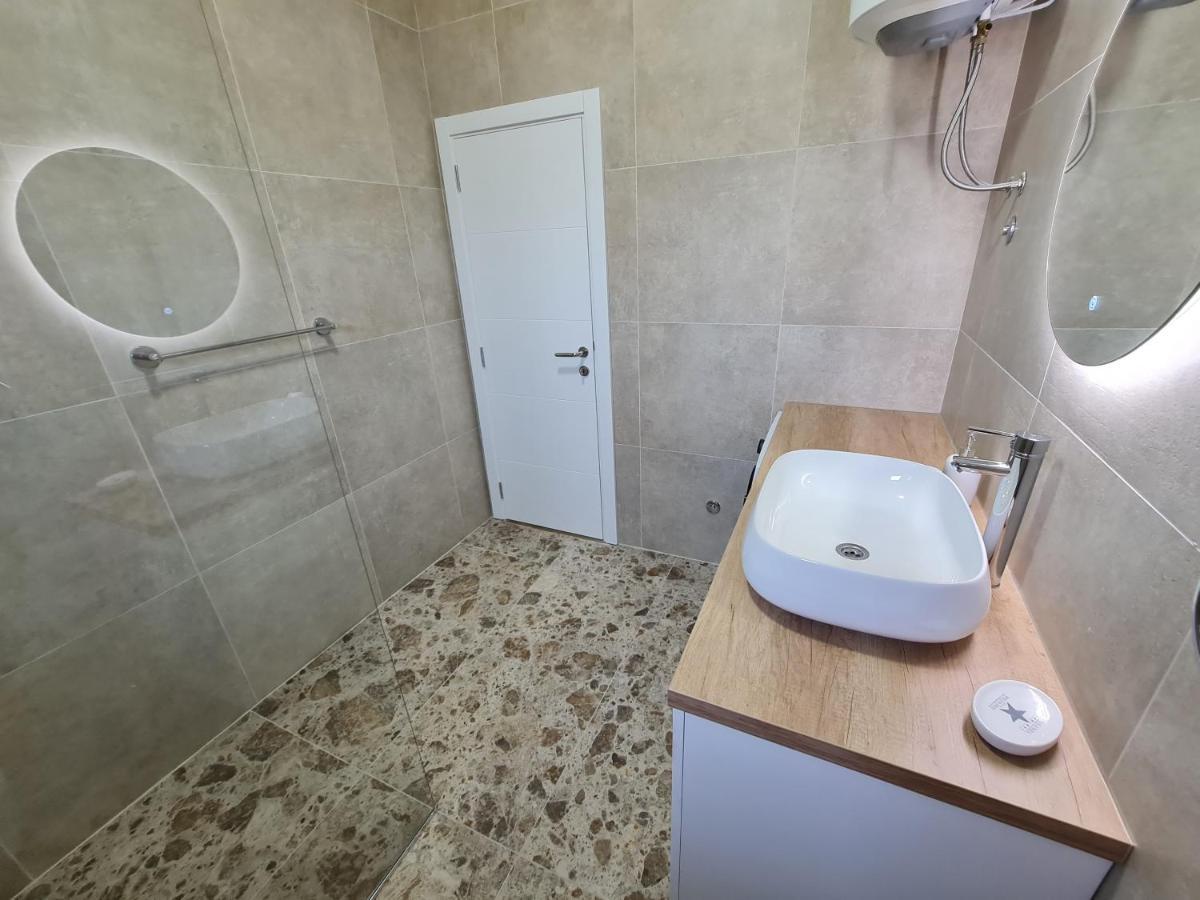 Luxury Penthouse With Panoramic View Apartment Ulcinj Exterior photo